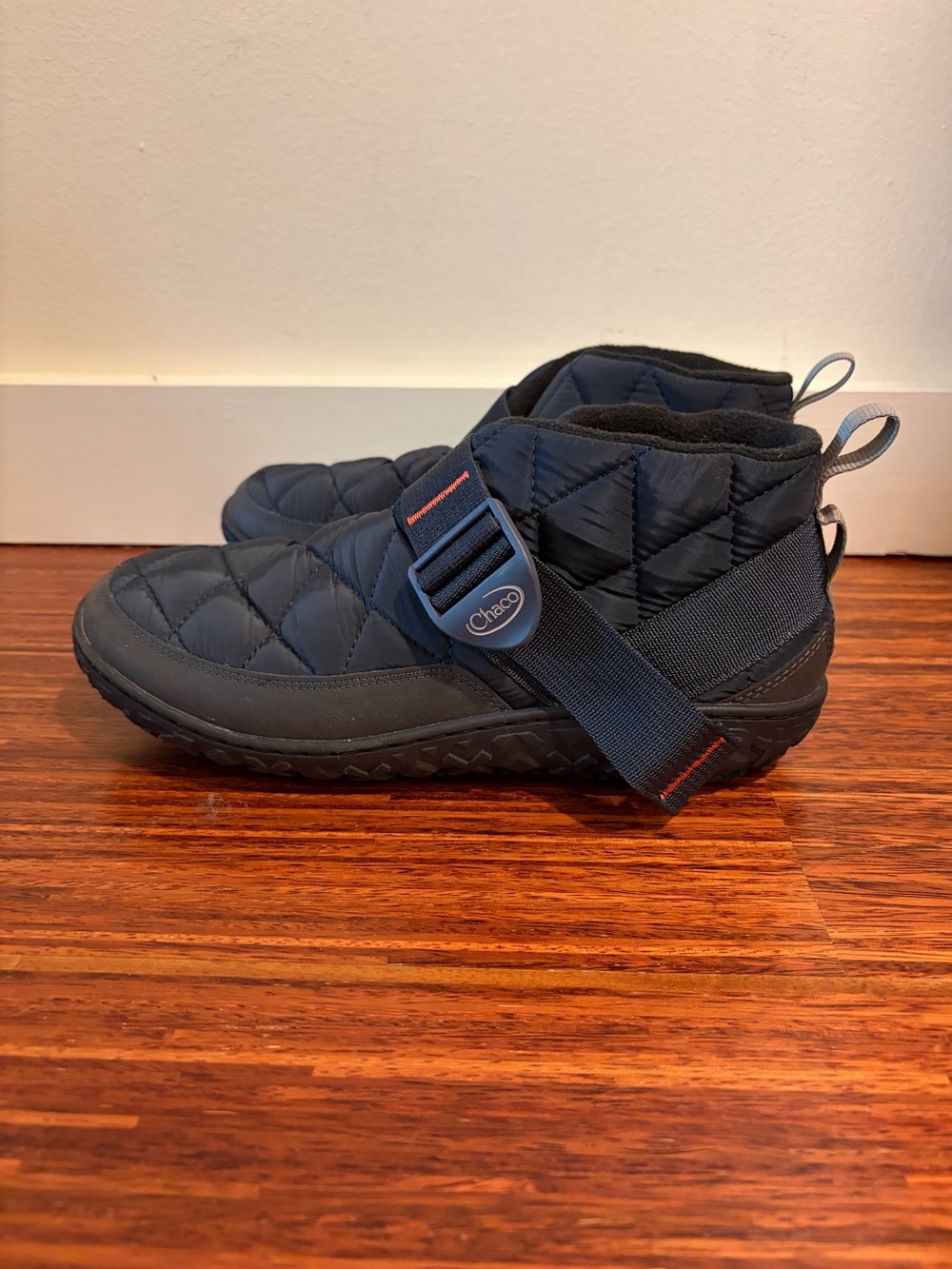 Chaco Ramble Puff Ankle Boots navy size 8 men’s or 10 women’s EUC
